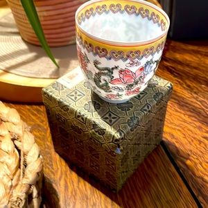 Fine bone porcelain China - tea cup with box.